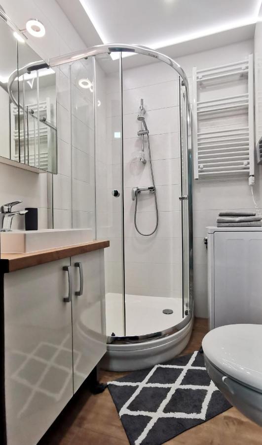 Artic Home Apartman-Nearby City Center! 佩奇 外观 照片