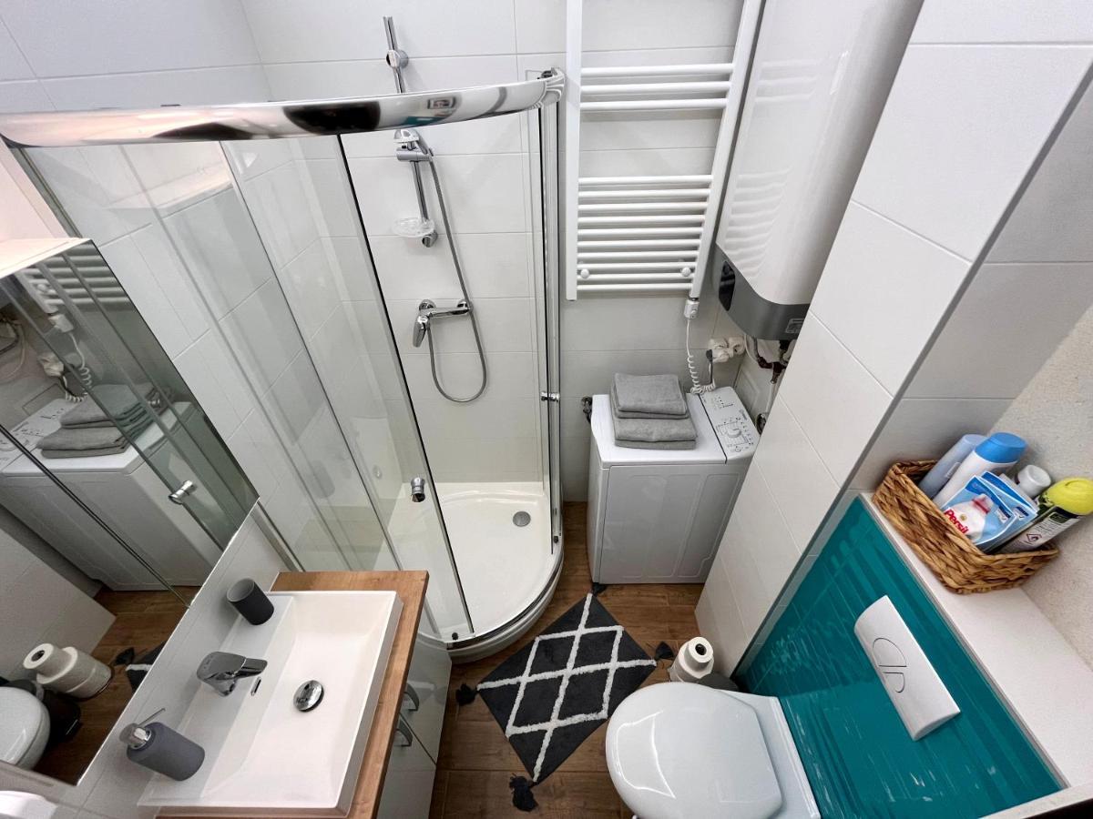 Artic Home Apartman-Nearby City Center! 佩奇 外观 照片